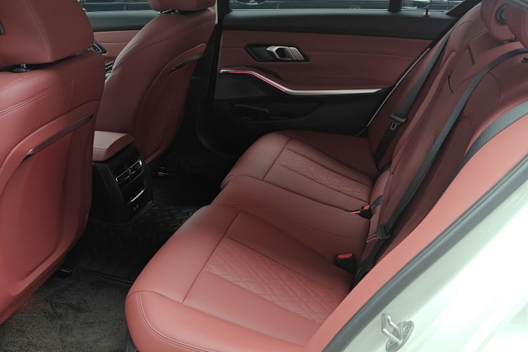 宝马i3 2025款 eDrive 35 L中控内饰7004