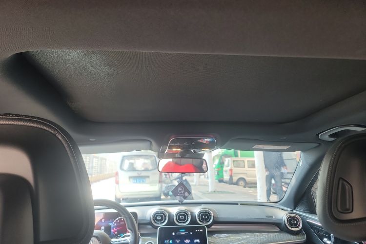 奔驰C级 2022款 改款 C 260 L 运动版中控内饰22