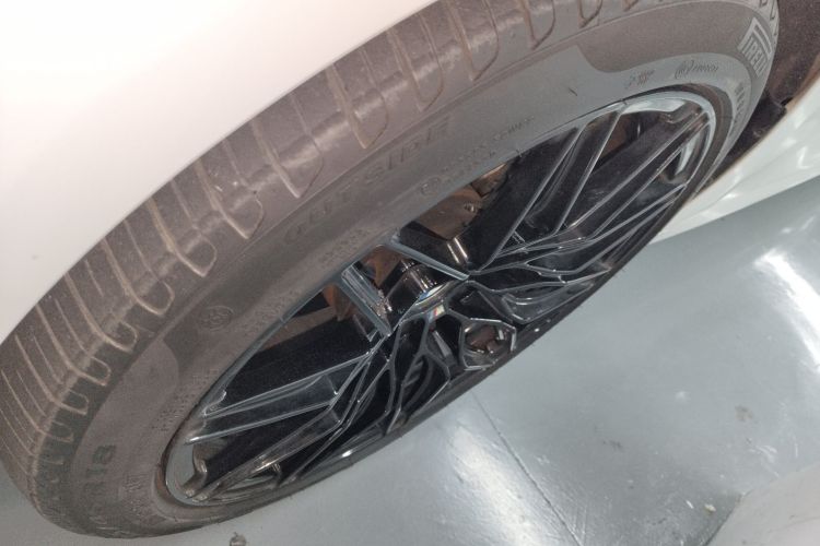 宝马3系 2017款 320Li M运动型车身外观6007