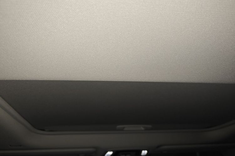 丰田 格瑞维亚 2023款 2.5L混动 舒适版中控内饰22