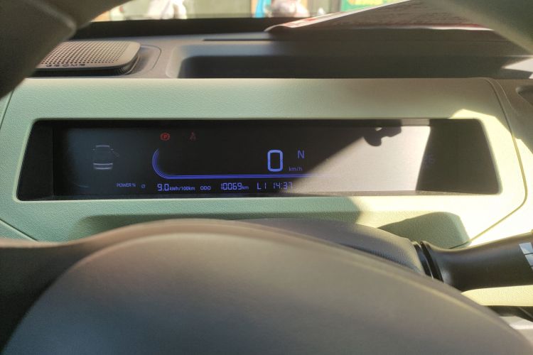 吉利银河 2023款 熊猫mini 200km 灵动熊中控内饰14