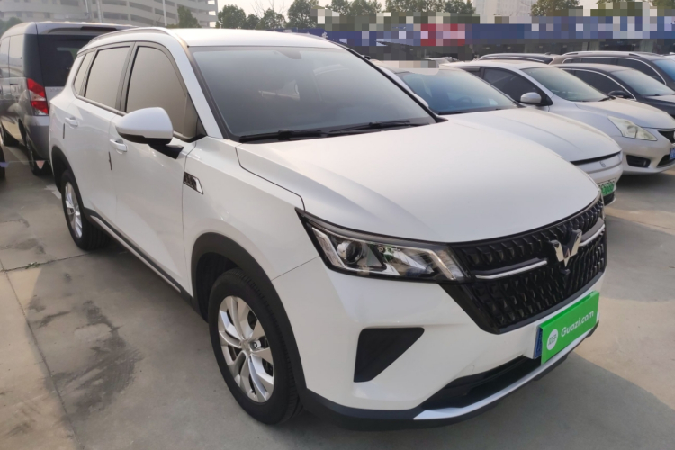 五菱汽车 五菱星辰 2021款 1.5T 手动星悦版车身外观3