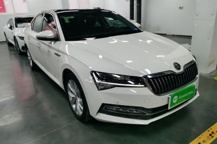 斯柯达 速派 2019款 改款 TSI330 DSG舒适版车身外观6002