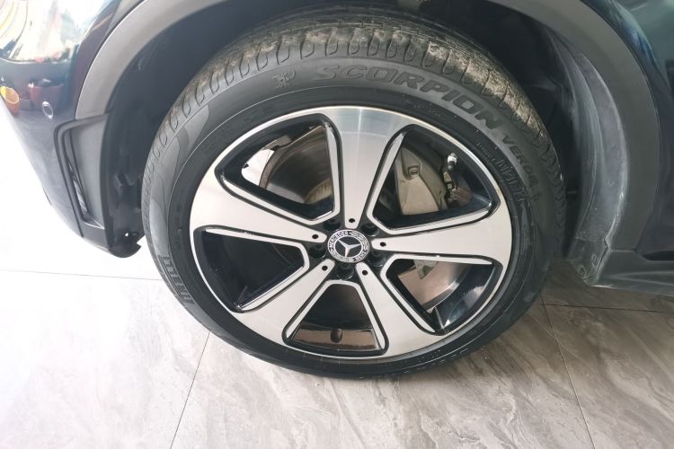 奔驰GLC 2022款 GLC 300 L 4MATIC 动感型臻藏版车身外观6007