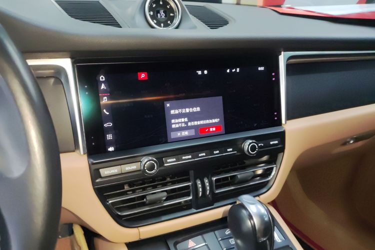 保时捷 2018款 Macan 2.0T中控内饰16