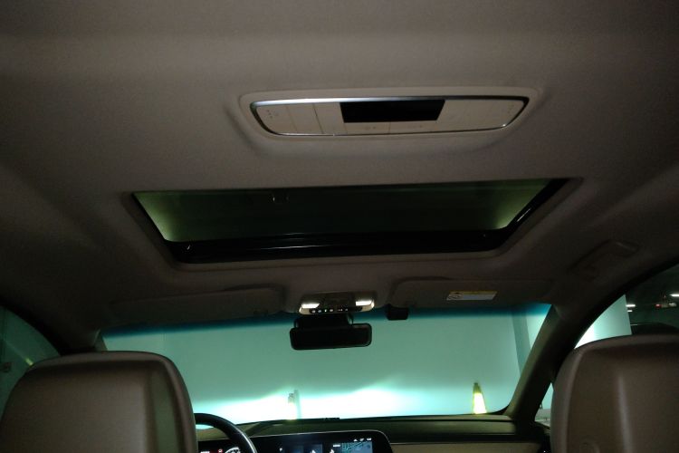 别克GL8 2020款 ES陆尊 653T 尊享型中控内饰22