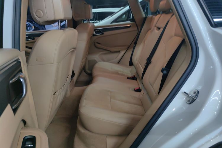 保时捷 2014款 Macan 2.0T中控内饰7004