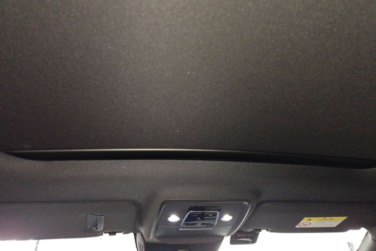 比亚迪 宋PLUS新能源 2024款 荣耀版 DM-i 71km 豪华型中控内饰22