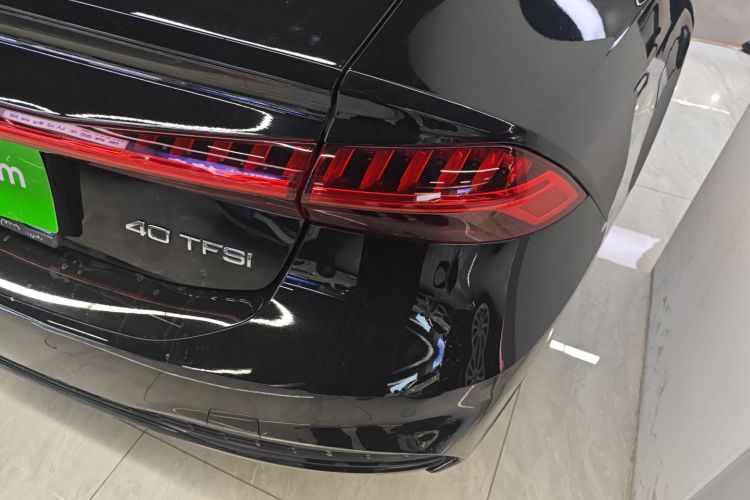 奥迪A7 2020款 40 TFSI 豪华型车身外观9