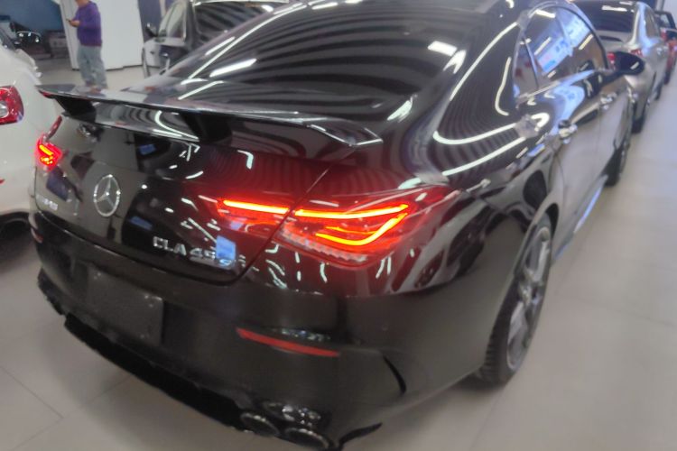 奔驰CLA AMG 2022款 AMG CLA 45 S 4MATIC+  55周年纪念版车身外观7