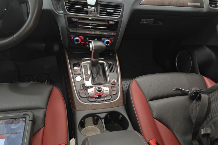 奥迪Q5 2017款 Plus 40 TFSI 舒适型局部细节18