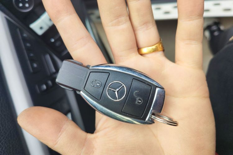 奔驰GLK级 2015款 GLK 260 4MATIC 动感型 极致版中控内饰11