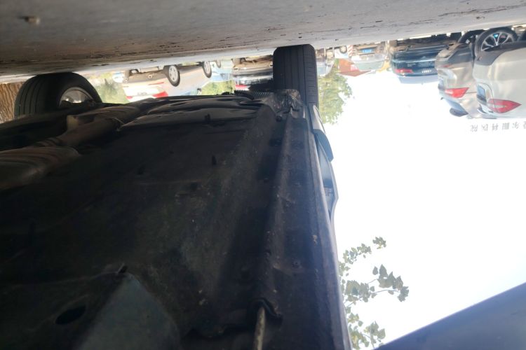 奥迪Q5 2017款 Plus 40 TFSI 技术型机舱底盘29