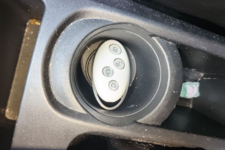 比亚迪 元 2016款 1.5TID 自动尊荣型中控内饰7001