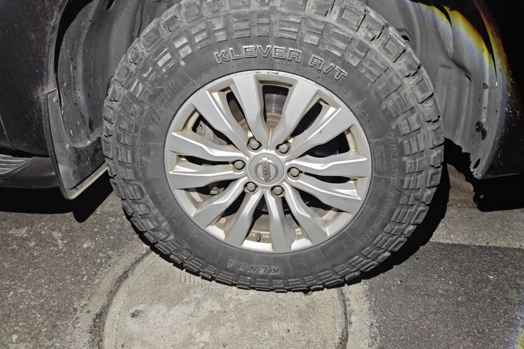 日产 途乐 2017款 5.6L 标准型车身外观6007