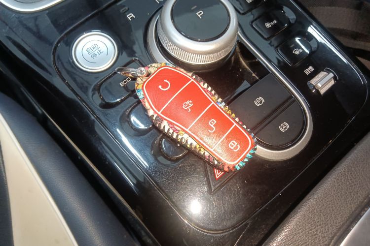 比亚迪 秦PLUS 2021款 EV 420KM 出行版中控内饰11