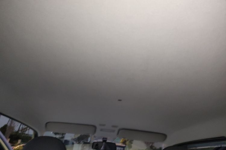 吉利银河 2024款 200km 熊猫骑士中控内饰22