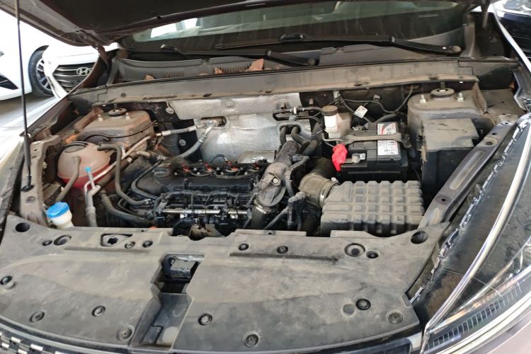 凯翼 炫界Pro 2021款 1.5T CVT劲豪版机舱底盘24