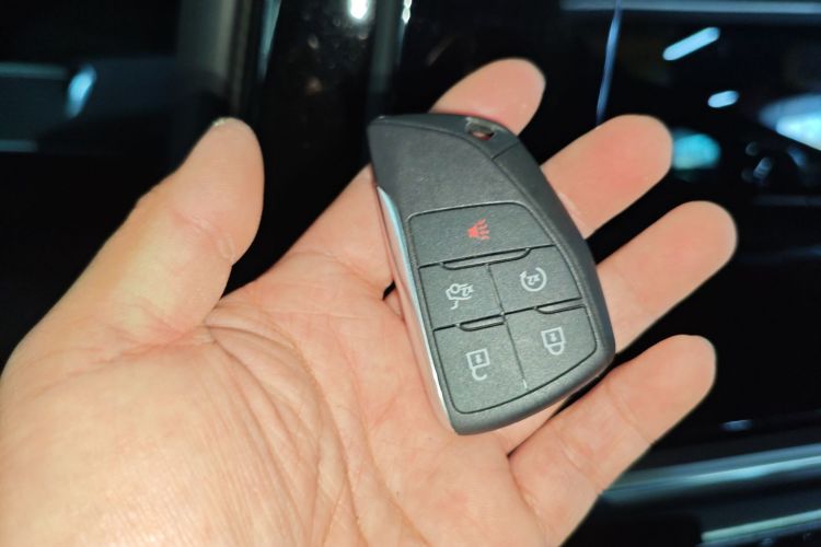 别克 君越 2026款 白金艾维亚版中控内饰7001