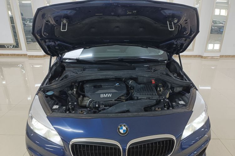 宝马2系旅行车 2016款 218i 时尚型局部细节24