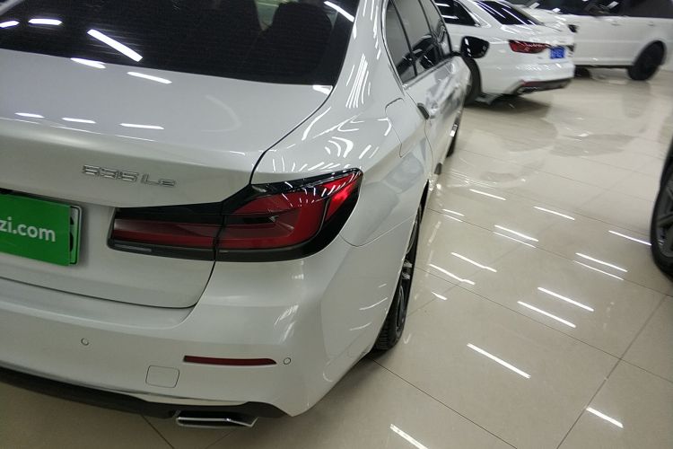 宝马5系新能源 2022款 改款 535Le 豪华套装车身外观9