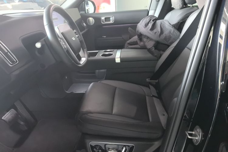 理想汽车 理想L8 2024款 Max中控内饰19