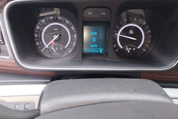 别克GL8 2018款 28T 豪华型 国VI中控内饰15