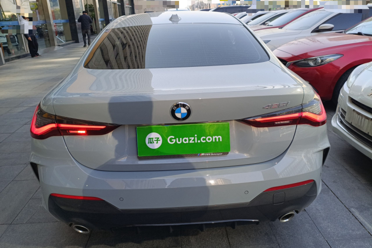 宝马4系 2023款 425i M运动套装车身外观6