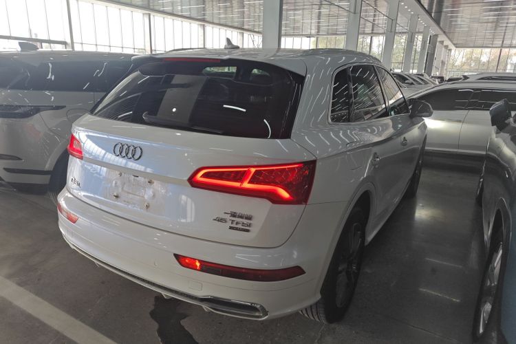 奥迪Q5L 2018款 45 TFSI 尊享时尚型 国V车身外观7