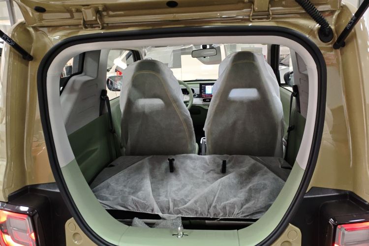 吉利银河 2025款 210km 熊猫骑士机舱底盘23