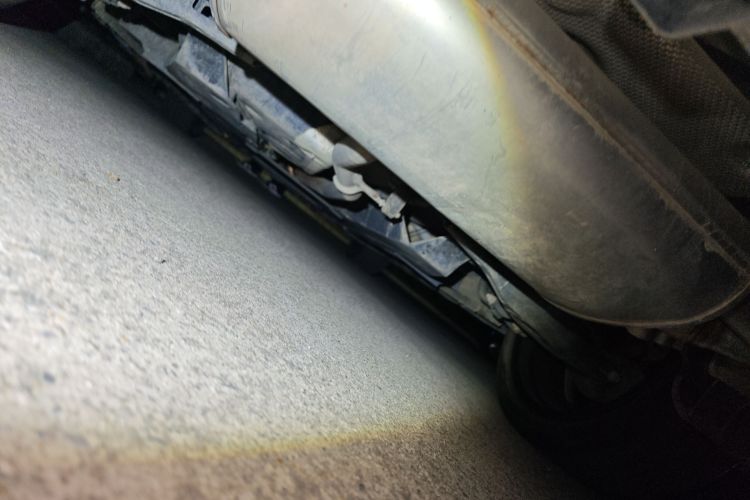 长安UNI-V 2023款 1.5T 运动版局部细节9009