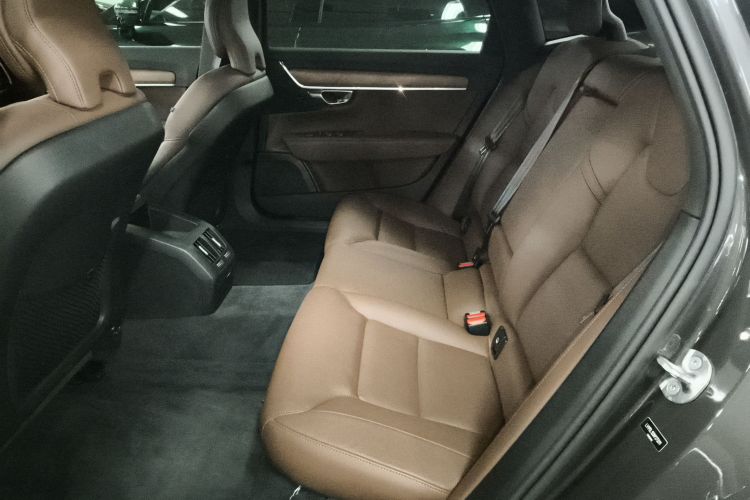 沃尔沃S90 2022款 B5 智逸豪华版中控内饰21