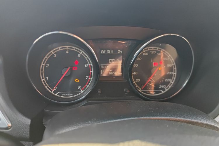 奔腾B30 2016款 1.6L 自动十周年纪念版中控内饰14