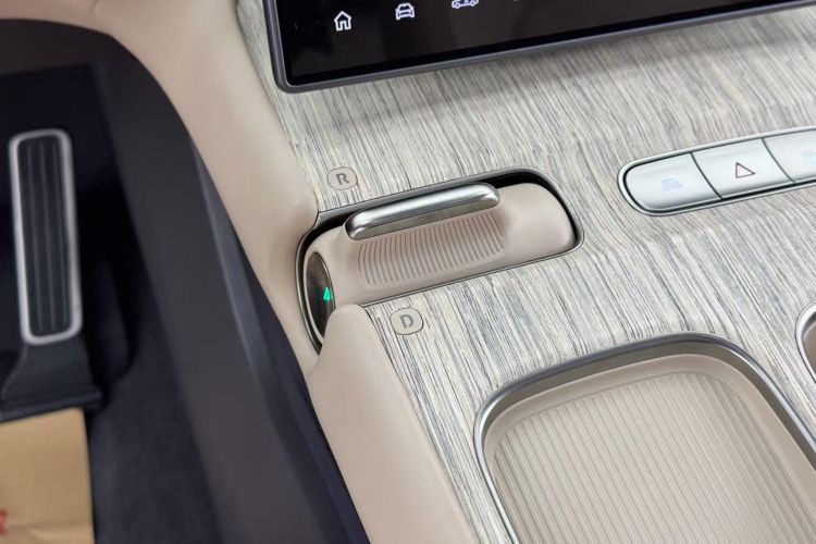 蔚来ET7 2022款 100kWh 首发版中控内饰18