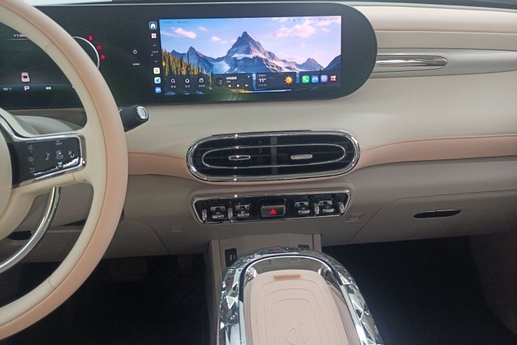 欧拉芭蕾猫 2022款 401km 胡桃夹子版中控内饰16