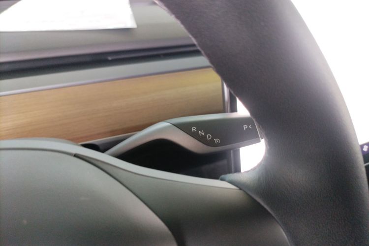 特斯拉 Model Y 2022款 改款 后轮驱动版局部细节18