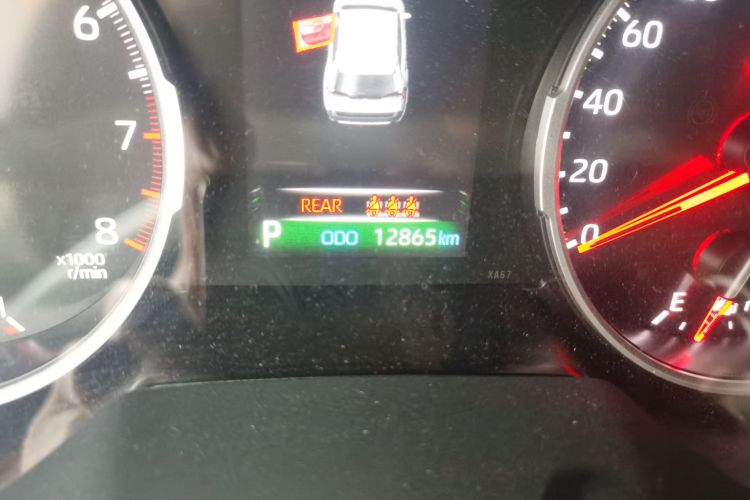 丰田 威兰达 2023款 2.0L CVT两驱领先版中控内饰15