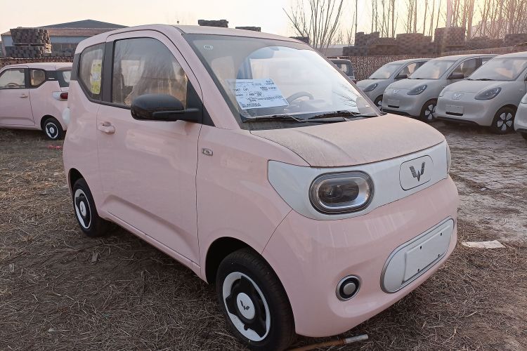 五菱汽车 宏光MINIEV 2024款 第三代 215km 青春版车身外观6002