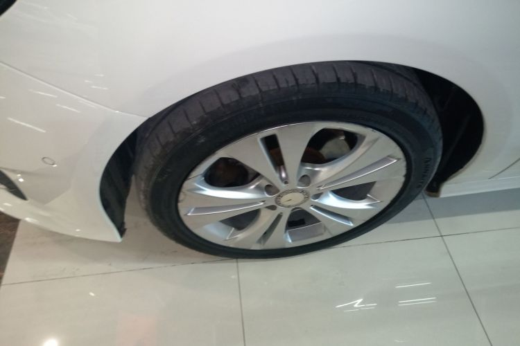 奔驰B级 2015款 B 200 时尚型车身外观6007