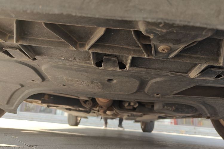 大众 Polo 2011款 1.4L 自动致酷版局部细节9008