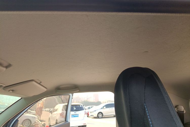 五菱汽车 宏光MINIEV 2021款 马卡龙时尚款 磷酸铁锂中控内饰22