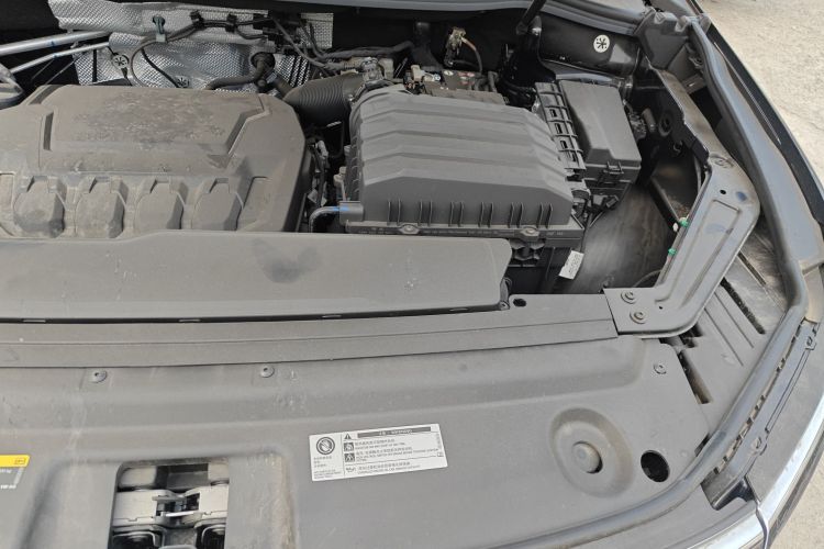 大众 威然 2024款 330TSI 豪华版机舱底盘26