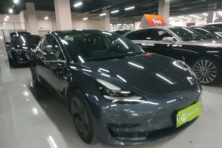 特斯拉 Model 3 2020款 标准续航后驱升级版车身外观3