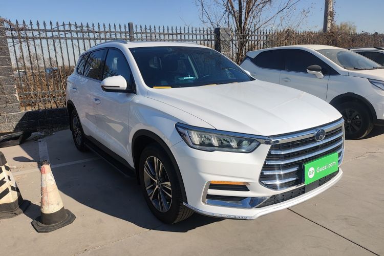 比亚迪 宋Pro 2019款 1.5T 自动精英型车身外观3