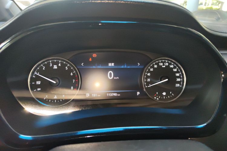 别克GL8 2020款 陆上公务舱 652T 豪华型中控内饰14