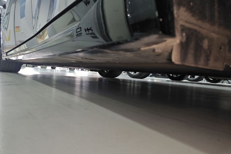 小鹏P7 2025款 750 四驱高性能 Ultra局部细节9002