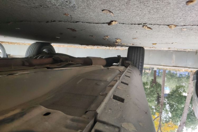 江铃 驭胜S330 2016款 1.5L GTDi 自动两驱尊贵版局部细节9001