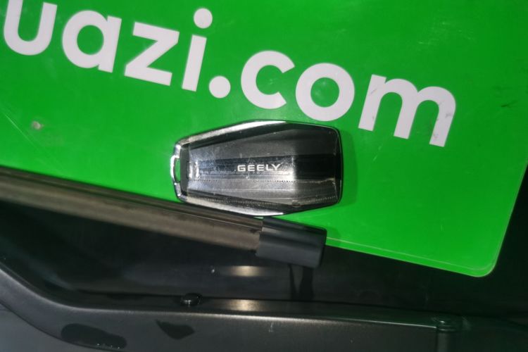 吉利汽车 2024款 缤瑞COOL 1.5T DCT龙腾版中控内饰11