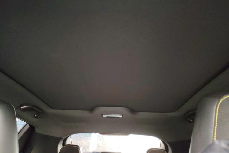 长安UNI-T 2022款 1.5T 运动版 旗舰型局部细节22