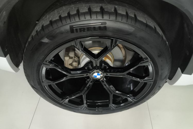 宝马X5(进口) 2014款 xDrive35i 典雅型车身外观6002